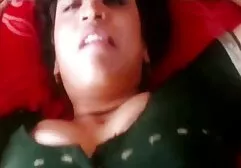 Dojrzała Pokojówka pokazuje Duże cycki i cellulit tyłek w kuchni sex mamuśki darmowe filmy