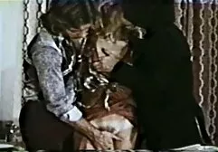 Rajska filmy erotyczne darmowe mamuski przyjemność i pasja do seksu młodej pary na plaży