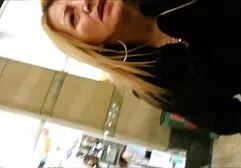 Zakazane porno z dojrzałym facetem pieprzy młodą filmy sex mamuśki 18-letnią piękność