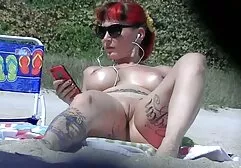 Chudy gangster wziąć chudy darmowe filmiki porno z mamuśkami kot do orgazmu, rozkładając nogi