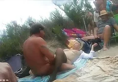Po darmowe sex filmy z mamuskami umyciu talerza dziewczyna skończyła z deserem na drobiu